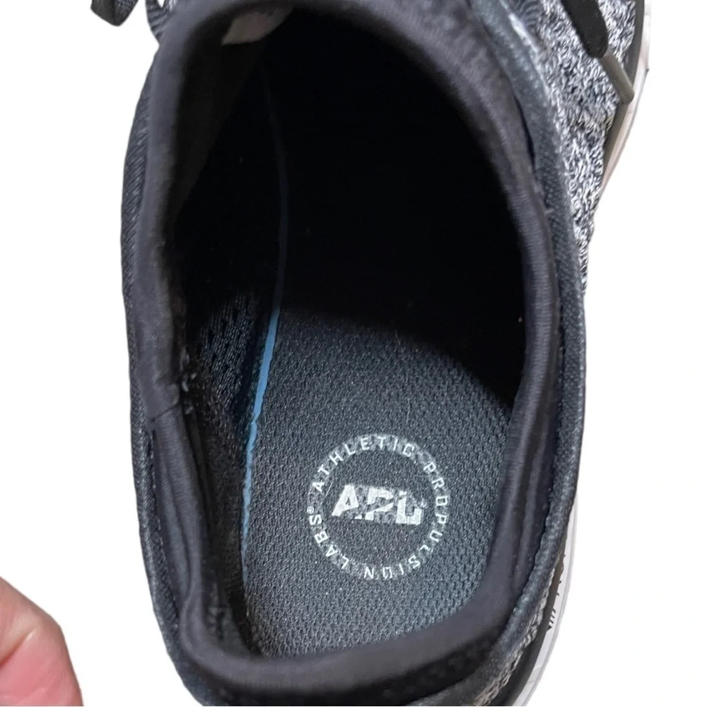 APL: Athletic Propulsion Labs Women's Techloom Phantom Running Shoe - Picture 5 of 7